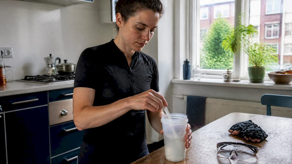 Sportdrank ingrediënten: wat zit er echt in en wanneer werkt het